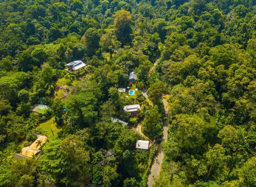 4 Villas en venta cerca de la playa – Vistas parciales al océano 24 41