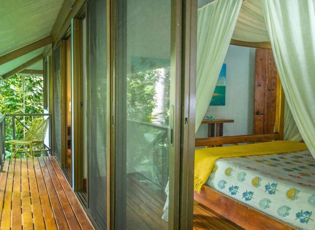 4 Villas en venta cerca de la playa – Vistas parciales al océano 60 54