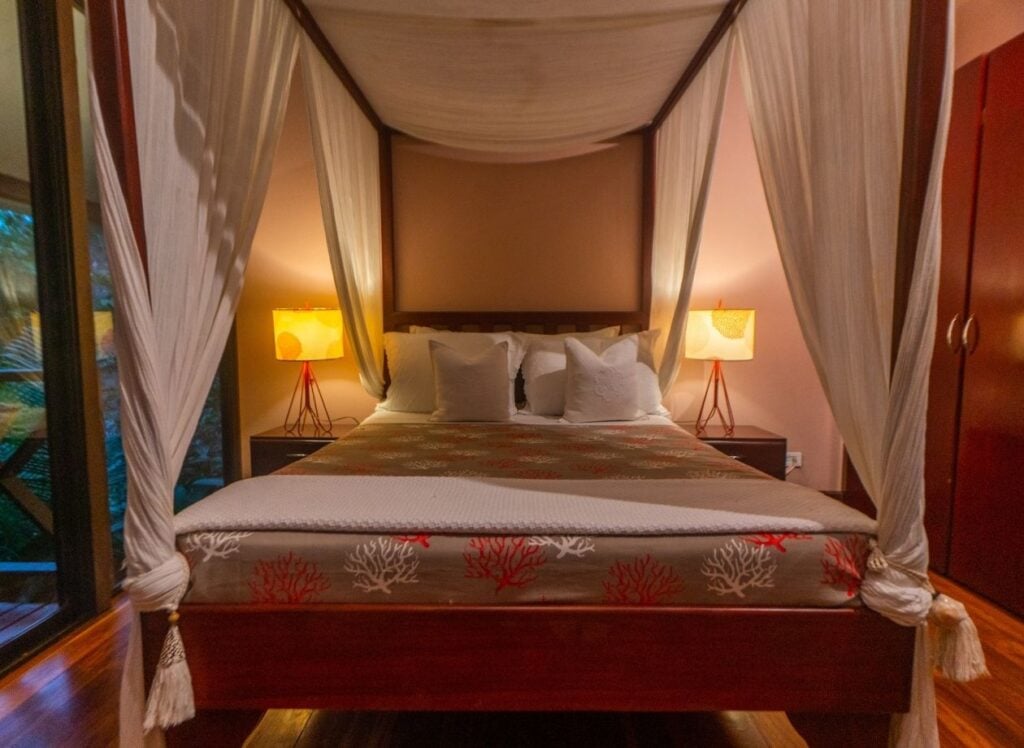 4 Villas en venta cerca de la playa – Vistas parciales al océano 63 58