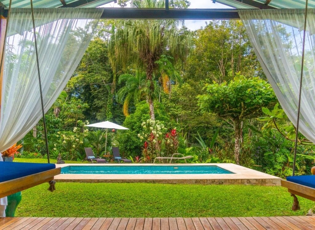 4 Villas en venta cerca de la playa – Vistas parciales al océano 17 8