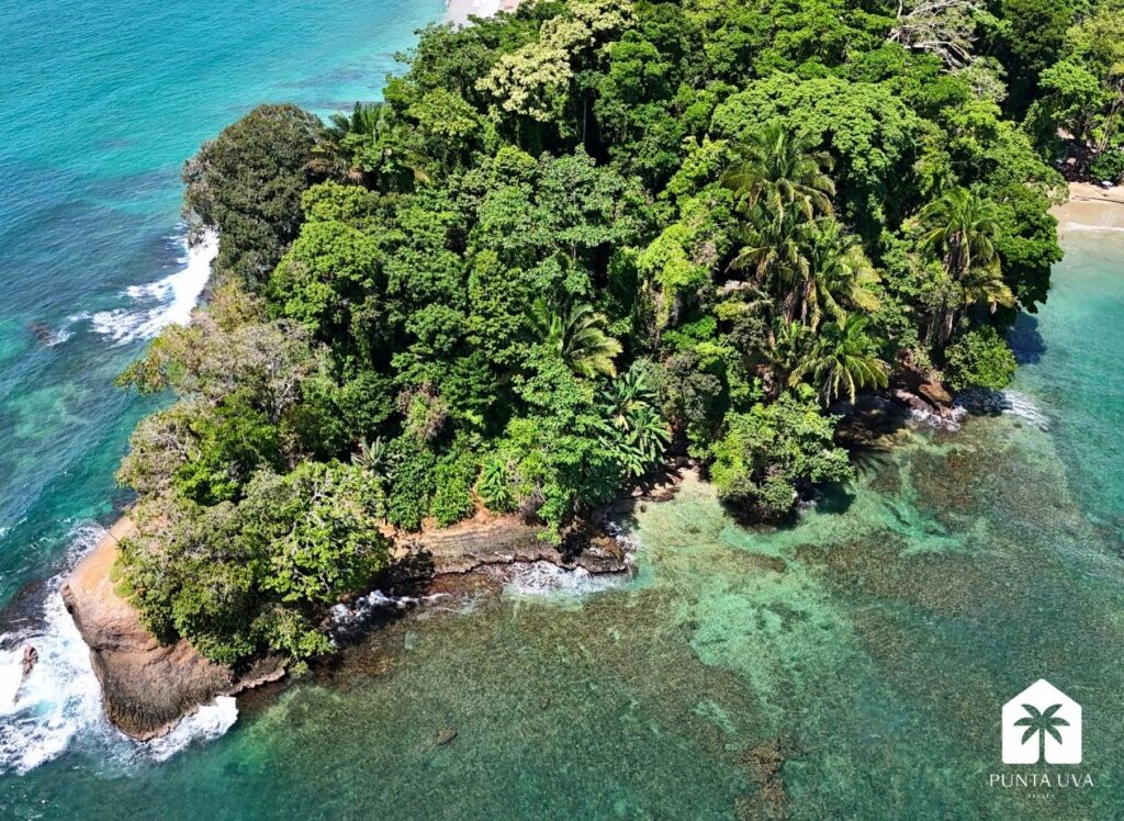 4 Villas en venta cerca de la playa – Vistas parciales al océano 76 84