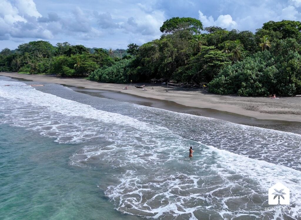 Lot with Well & Electricity for Sale 0.53 miles to Beach 13 18